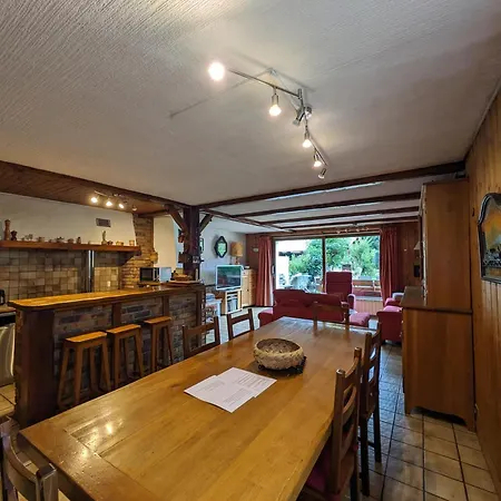 Belle Vue Des Praz 公寓